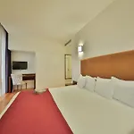 Quinta Da Cruz & 4*
