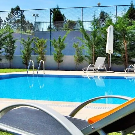 Hotel Quinta Da Cruz & 4*
